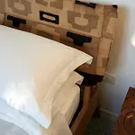 Elegant Modern In Olive Grove * Surano