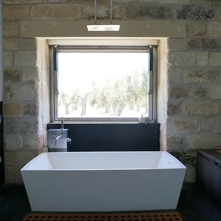 Elegant Modern In Olive Grove Вилла *