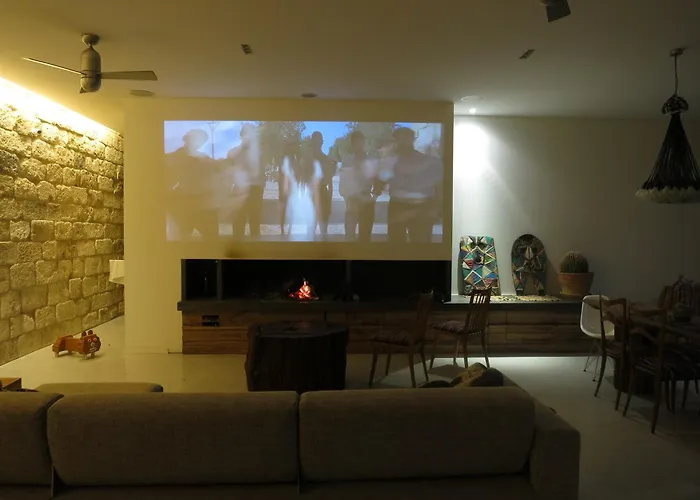 Elegant Modern In Olive Grove Villa *